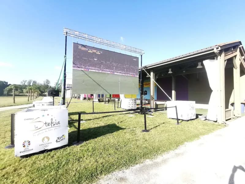 Écran LED géant extérieur pour une retransmission